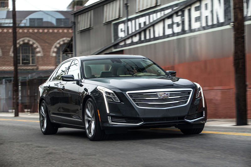 седан Cadillac CT6