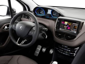 Peugeot 2008 приборная панель