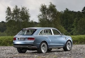 внедорожник Bentley