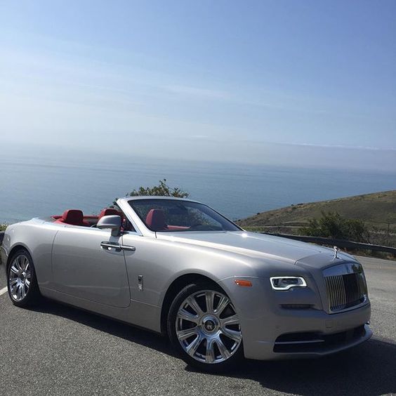 кабриолет Rolls Royce Dawn