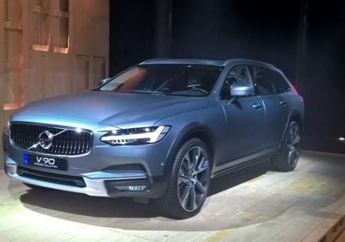цены на Volvo V90 Cross Country