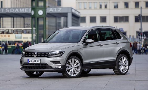 кроссовер Tiguan