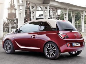 Opel Adam хэтчбек