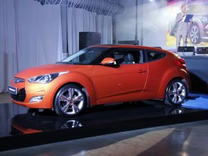 хэтчбек Veloster