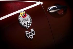 201205220704_abarth_695_edizione_maserati_1