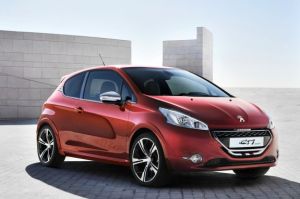 201207221034_peugeot_208_gti_concept_side_front_view