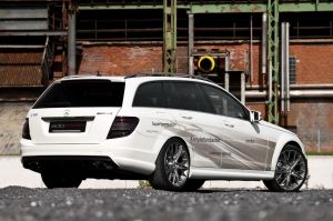 Mercedes-Benz C 63 AMG Edo Competition