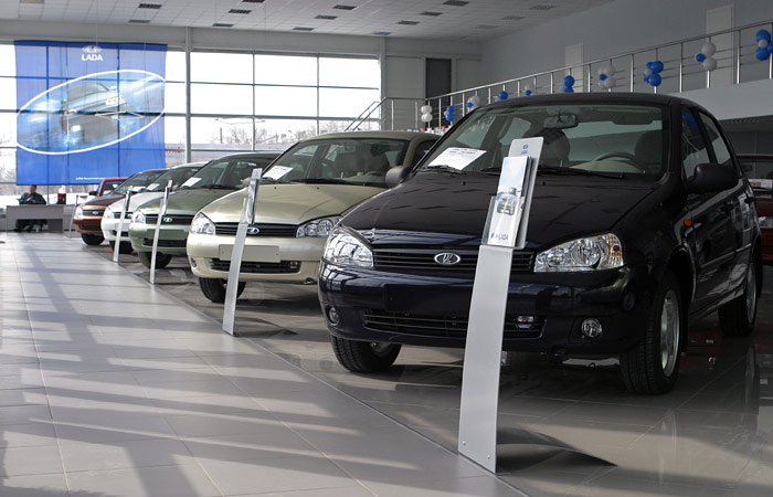 «АвтоВАЗ» с 1 сентября повысил цены на автомобили Lada