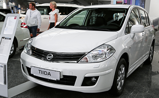 Nissan приостановил производство Tiida в России