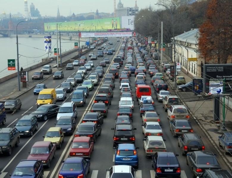 Названы регионы РФ с самым большим количеством новых авто