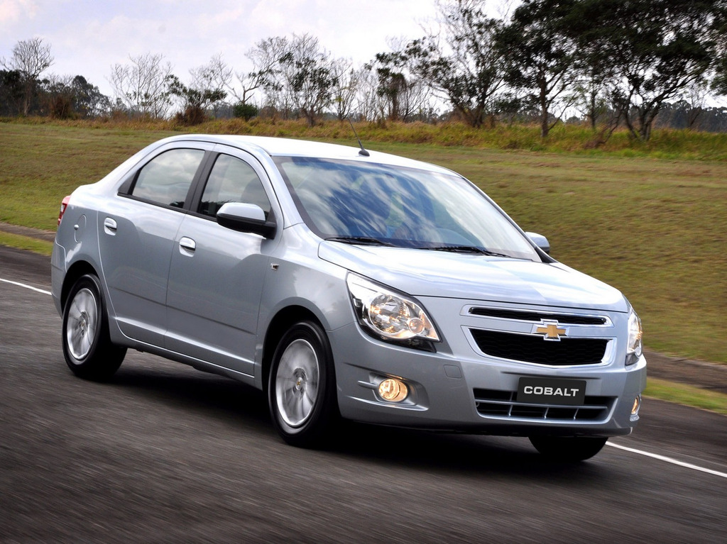 Бюджетный седан Chevrolet Cobalt начнут продавать в России в 2013 году