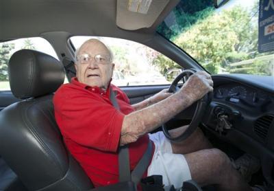 100-летний водитель Cadillac устроил шумное ДТП