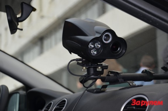 Московских водителей оштрафуют по 100 тыс. рублей на брата