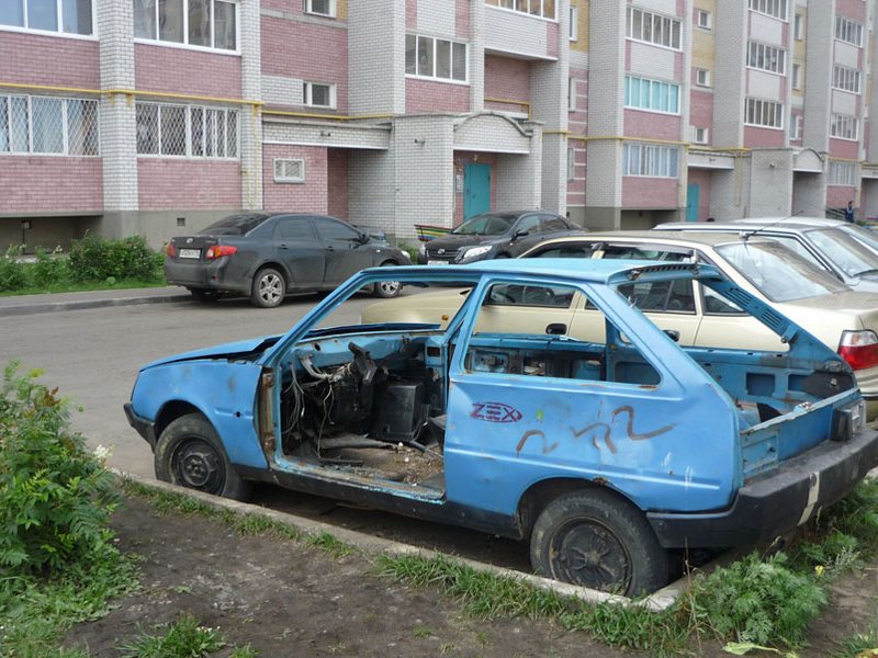 Депутаты предлагают штрафовать за автохлам на 100 тысяч рублей