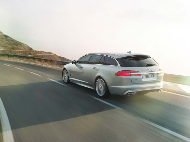 Jaguar официально представил универсал XF Sportbrake