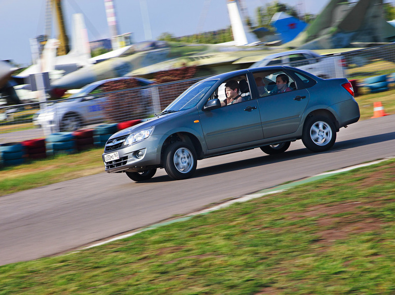 Lada Granta вышла на первое место по продажам в России