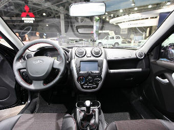 "Бюджетная" Granta получит навигацию и подушки безопасности