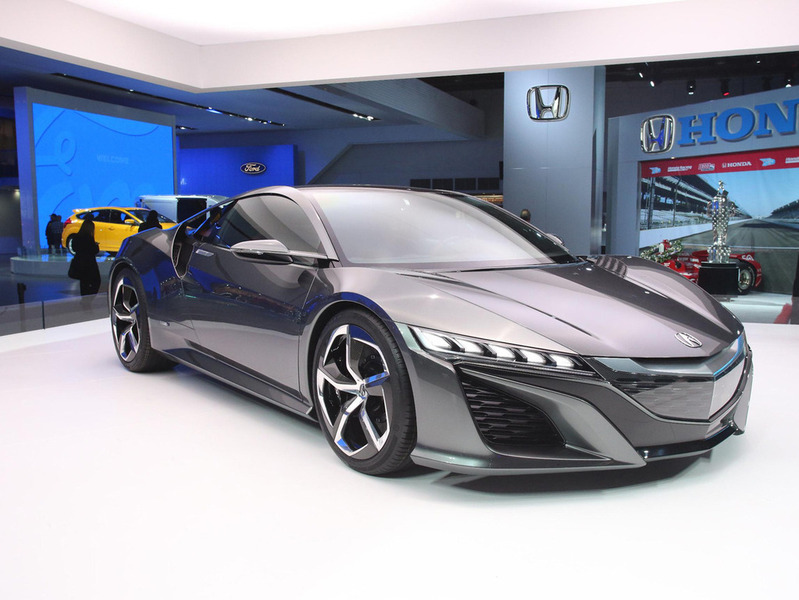 Концепт Acura стал причиной войны в "Твиттере"