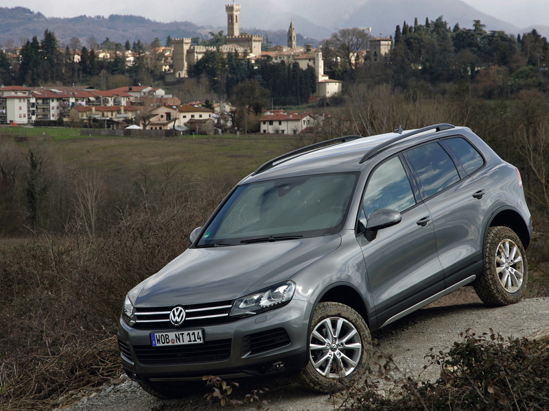 Skoda может выпустить семиместный кроссовер на базе VW Touareg