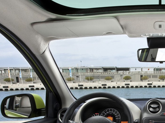 В Госдуме придумали предупреждающую об опасности пьяного вождения наклейку