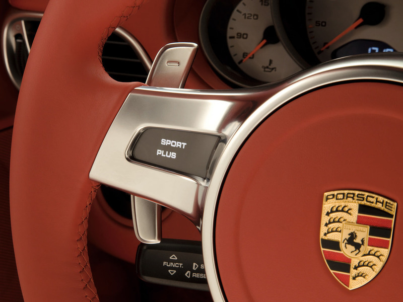 Сотрудники Porsche получат к юбилею компании по 8 тысяч евро