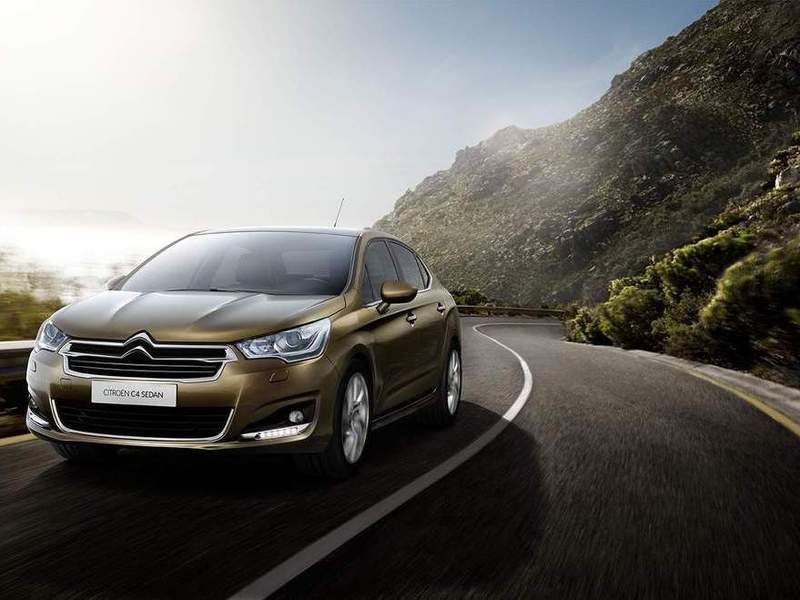 Седан Citroen C4 обойдется в 579 000 рублей