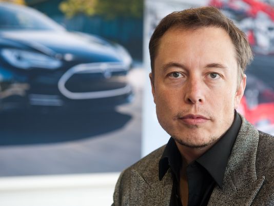 Tesla будет сотрудничать с Google в создании беспилотного авто