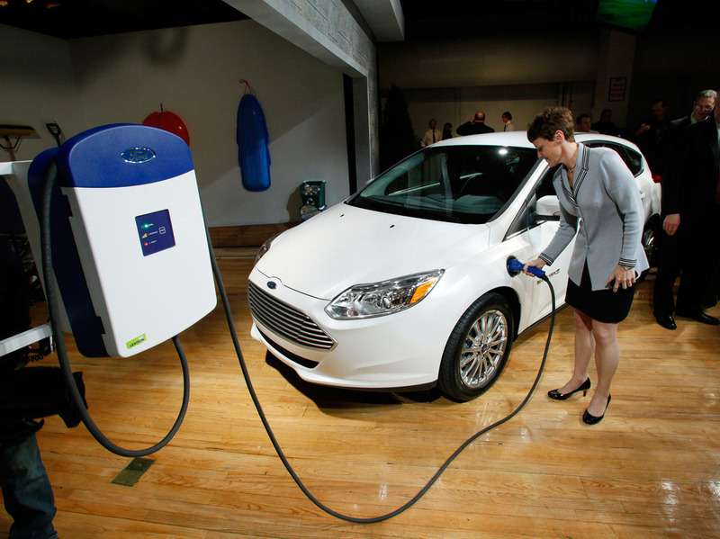 Ford снизил цены на электрический "Фокус" на 4 тысячи долларов