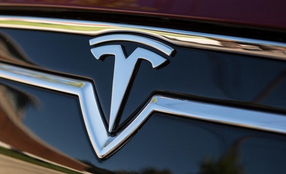Tesla выпустит собственный беспилотный автомобиль