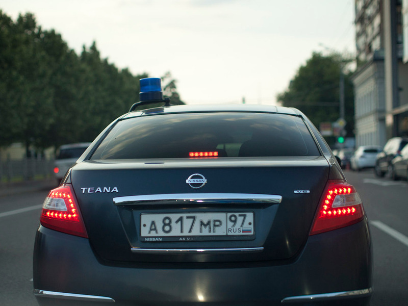 Чиновники просят запретить закупки служебных авто дороже 1,5 млн рублей