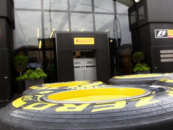 Компания Pirelli пригрозила уйти из спорта в случае отказа команд от тестов покрышек