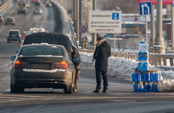 В Москве начинаются рейды по выявлению поддельной «незамерзайки» 