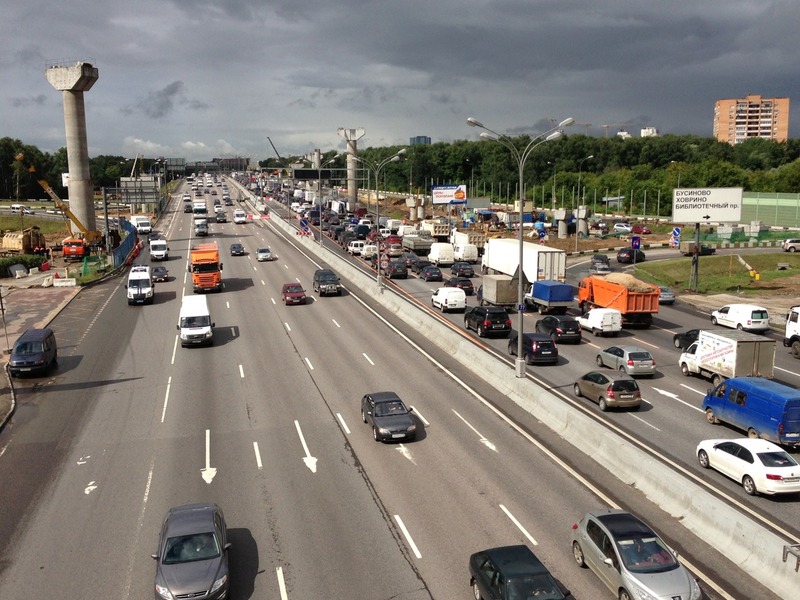 Москва стала строить в 4 раза больше дорог