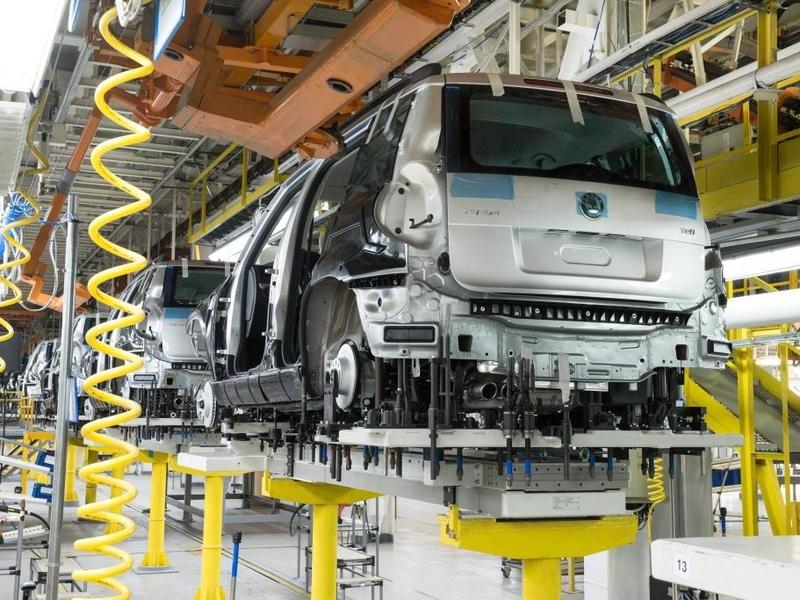 Производство автомобилей в России снижается