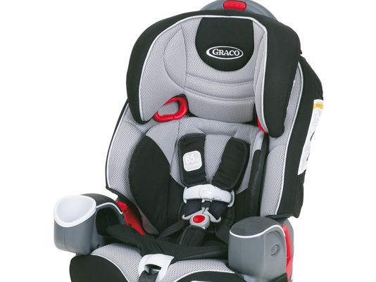 Фирма Graco отзывает 3,8 млн детских кресел 