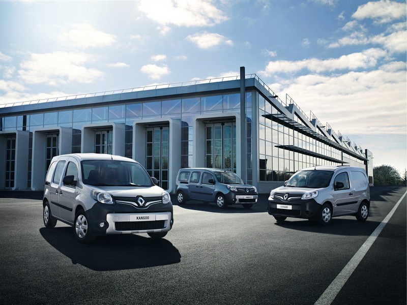 Падение рубля угрожает сборке Renault на ЗиЛе
