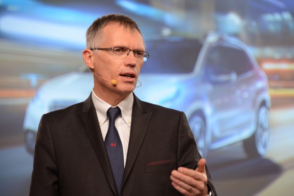 Peugeot и Citroen почти вдвое сократят число моделей