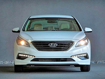 Седан Hyundai Sonata оснастили «роботом» с двумя сцеплениями