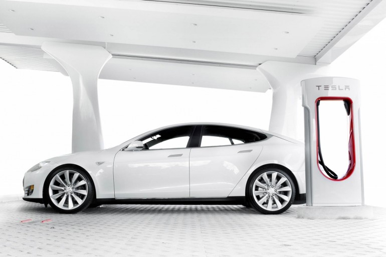 Tesla создаст электрокар с 800-километровым запасом хода