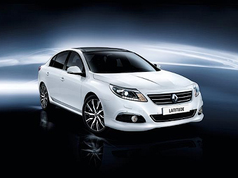 В России начались продажи обновленного Renault Latitude