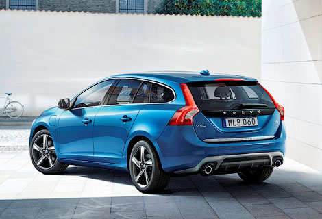 Гибридный универсал Volvo V60 получил программу доработок двигателя