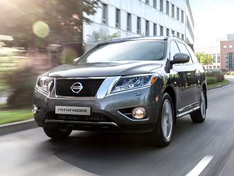 Nissan Pathfinder стал первым гибридом российской сборки