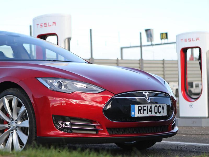Tesla готовит новый универсал и кроссовер