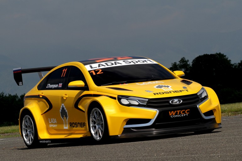 Lada Vesta готовится к выходу на этап WTCC