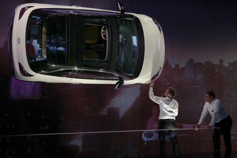 Автокомпании могут сдвинуть сроки запуска новых производств в РФ