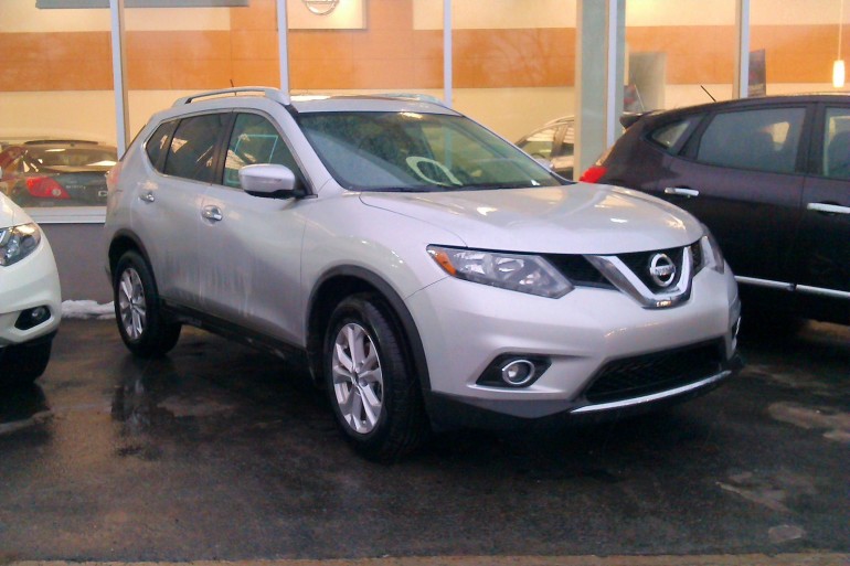Nissan отзывает 768 000 машин Rogue/Qashqai и Pathfinder