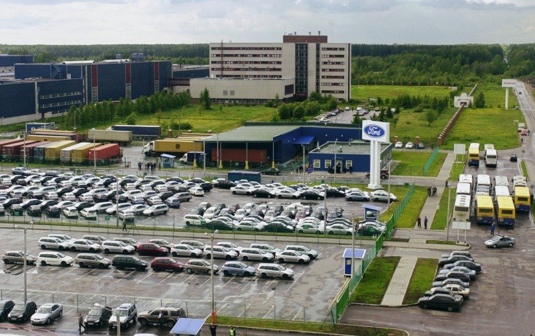 Рабочие завода Ford во Всеволожске объявили бессрочную забастовку