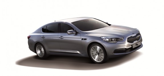 Компания Kia начала продажи 290-сильного седана K9