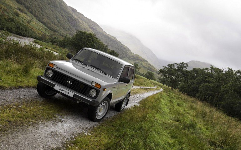АВТОВАЗ предложил Granta со скидками и продлил спеццены на Largus и 4x4