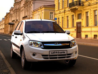 АвтоВАЗ возобновил прием интернет-заказов на LADA Granta